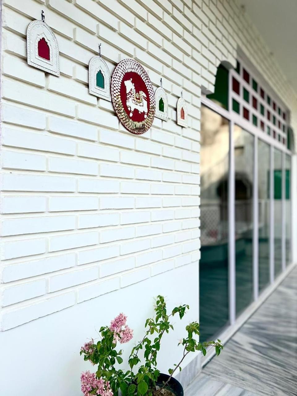 The Nandi International Boutique Homestay *