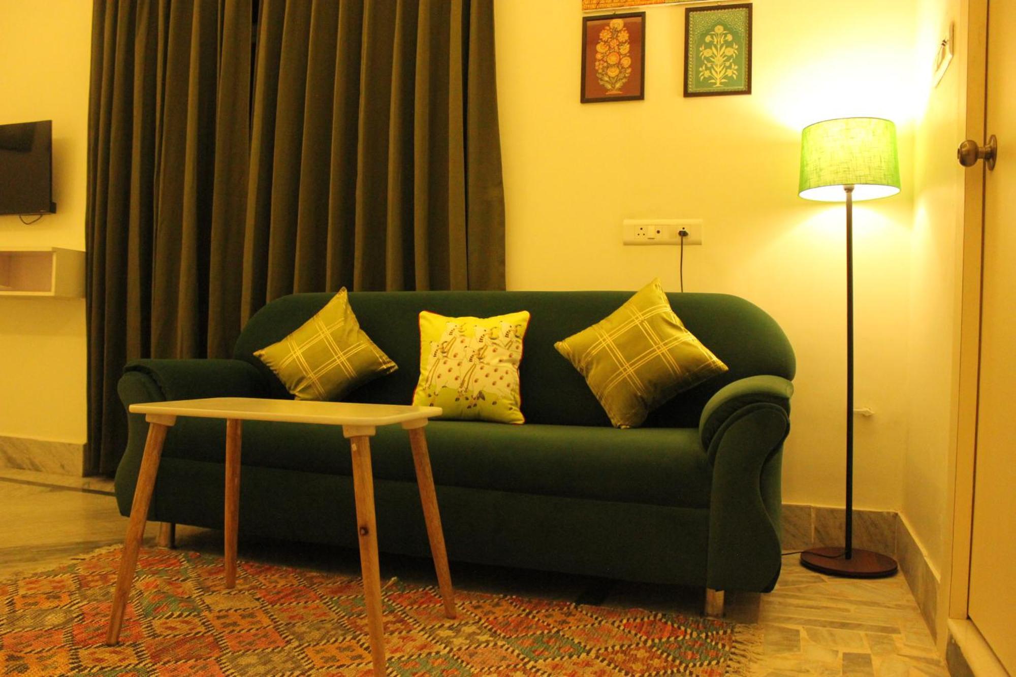 The Nandi International Boutique *