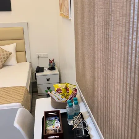 The Nandi International Boutique Homestay Varanasi Exterior photo